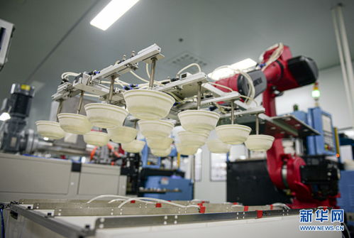 強信心 走進百企丨運鴻集團 堅持新發展理念，以技術創新驅動全生物降解產品走向全球